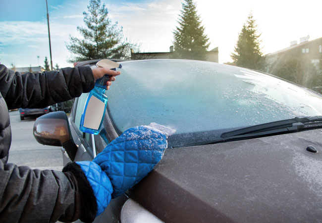 How to Defrost a Windshield