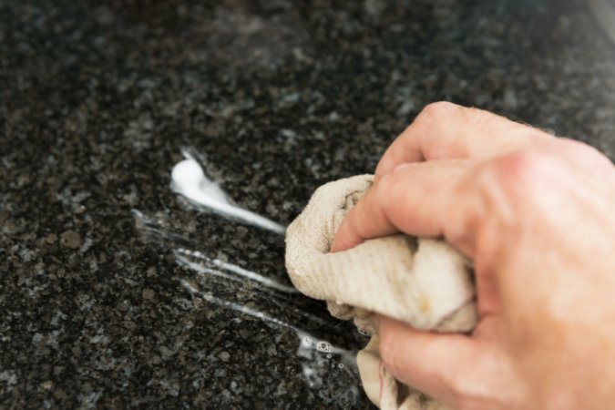 how to clean granite countertops
