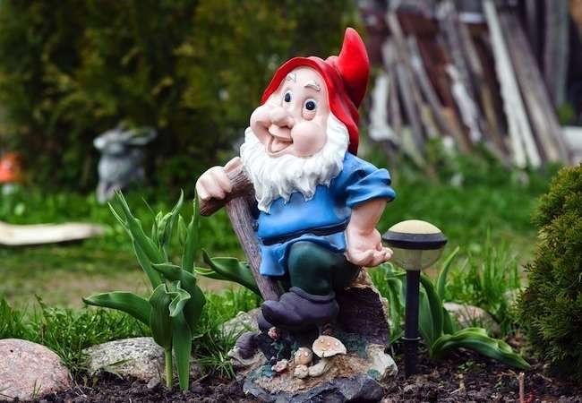 10 Ways You’re Killing Your Curb Appeal