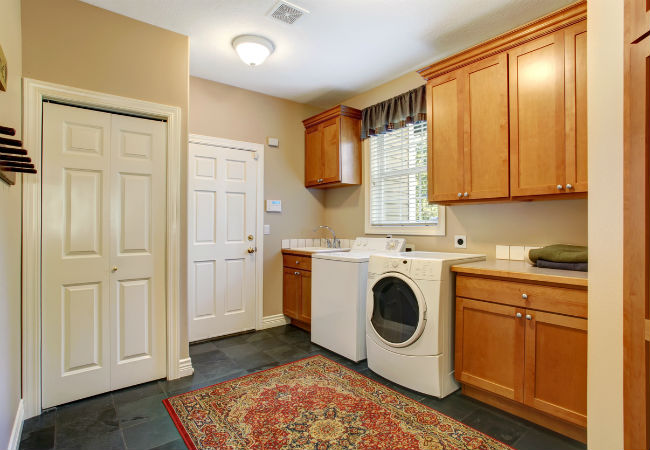 5 Best Options for Laundry Room Flooring