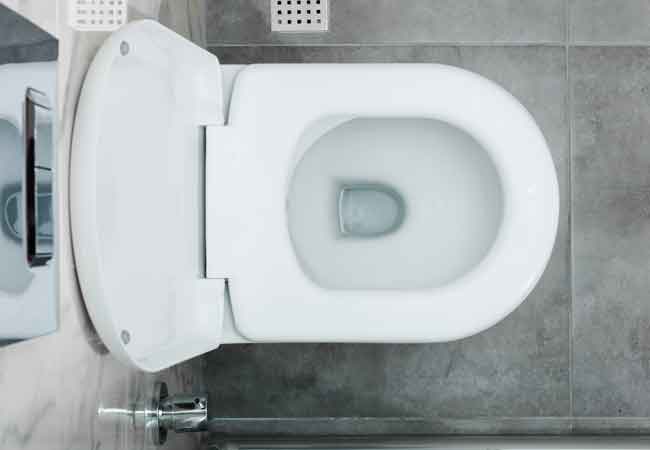 How to Tighten a Toilet Seat