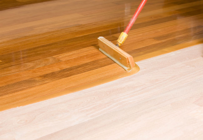 Polycrylic vs Polyurethane: Which Finish to Use On Your Wood Project