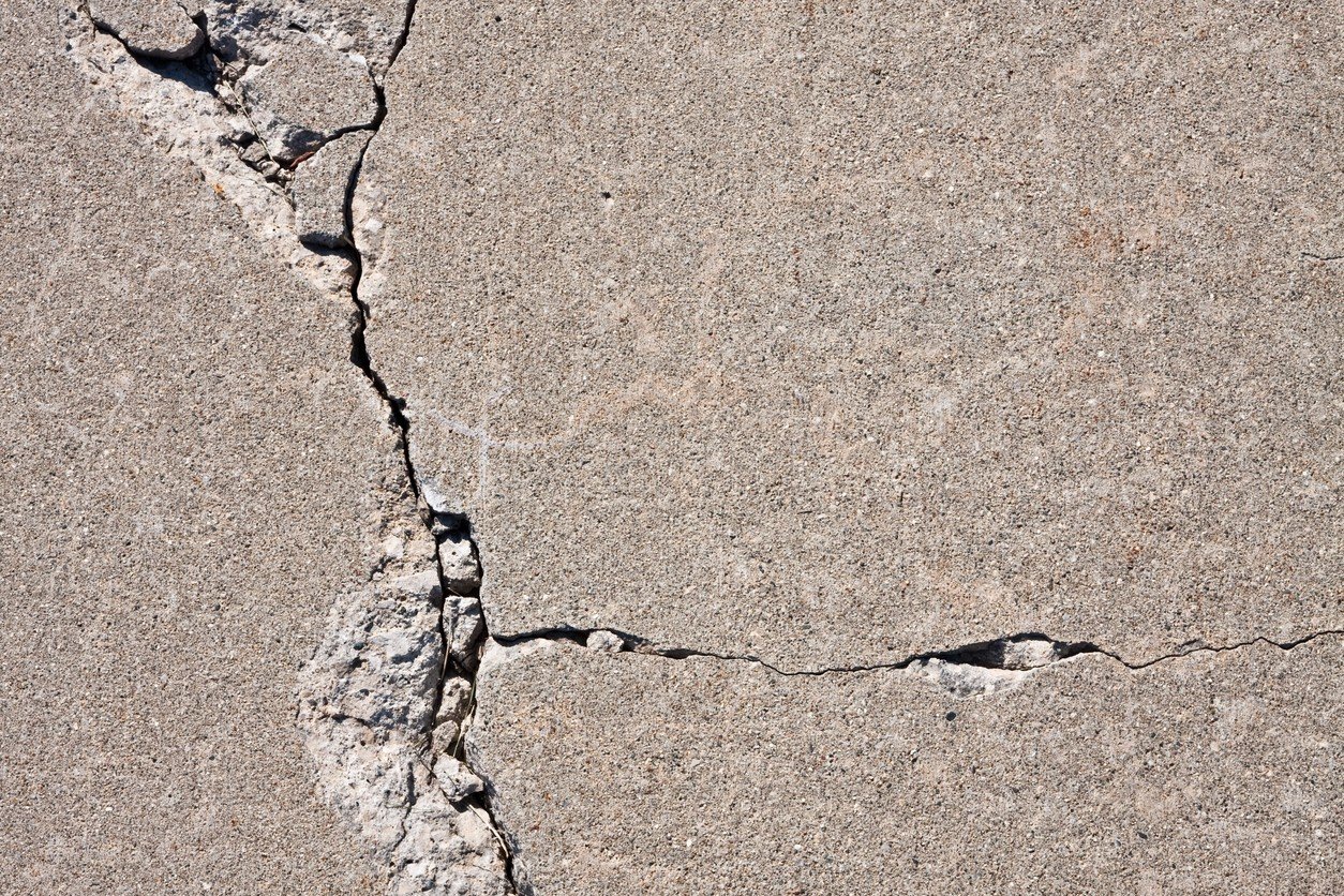 How to Fix Cracks in a Concrete Driveway