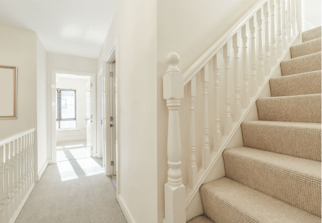 Solved! How to Select the Best Carpet for Stairs