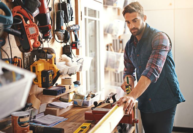 Choosing the Right Workshop Lighting