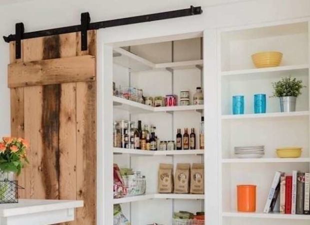 10 New Uses for Old Doors