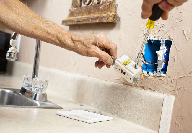Installing GFCI Outlets at Home