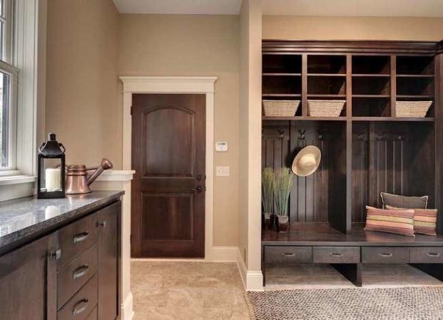 17 Design Inspirations for Mudrooms and Entryways