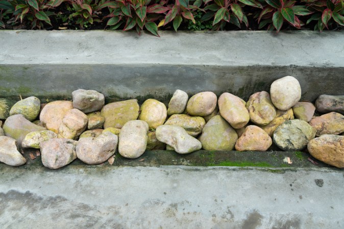 What Is the Cost of Landscaping Rocks and River Stones?