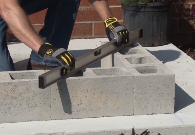 The Easiest Method for Building an Outdoor Bar