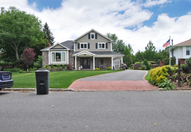 All You Need to Know About Building and Maintaining a Driveway Apron