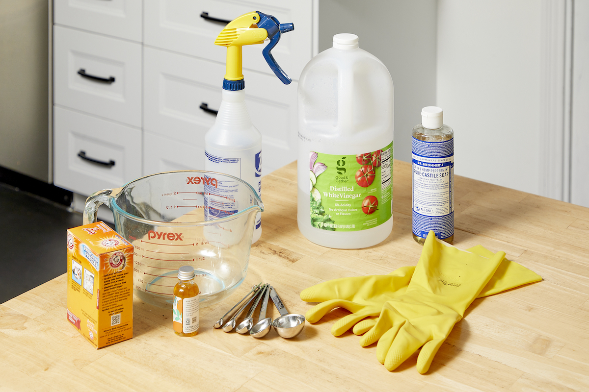 This DIY Homemade Degreaser Recipe Conquers Oil and Grime