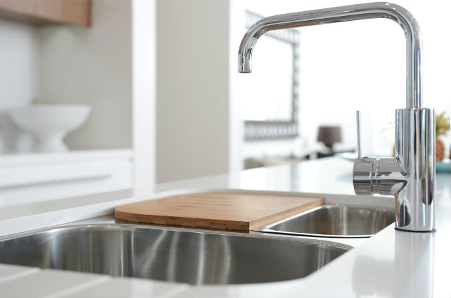 7 Types of Kitchen Faucets to Give Your Sink an Instant Update