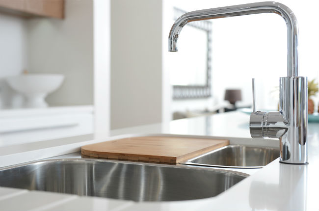 The 7 Best Kitchen Sink Materials