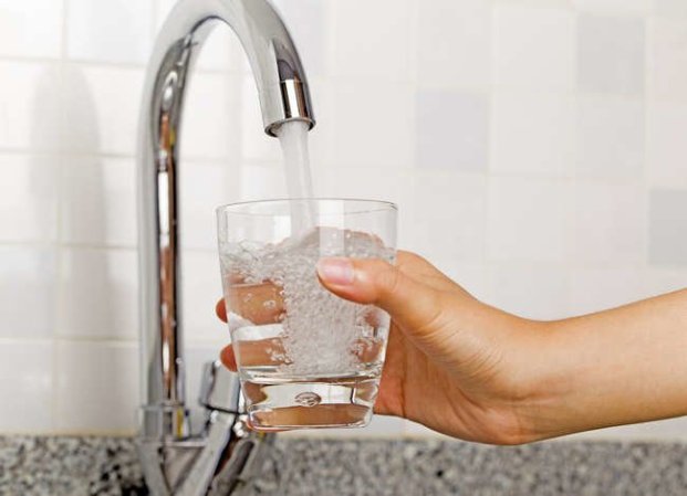 7 Signs Your Home Needs a Water Softener
