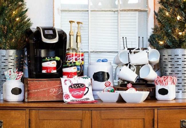 20 Easy Ways to Be the Best Holiday Host