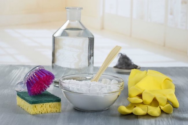 How to Clean Grout with Baking Soda and Vinegar