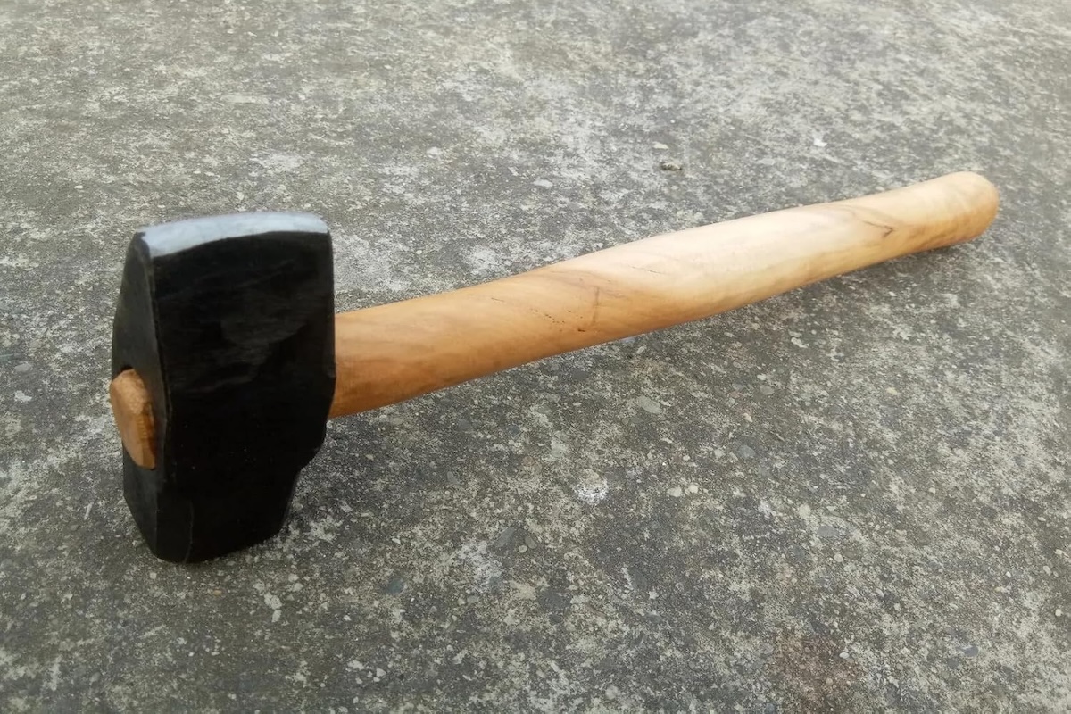 A Straight Pein Hammer from Shaimperial. 
