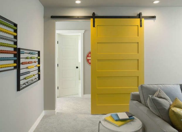 10 New Uses for Old Doors