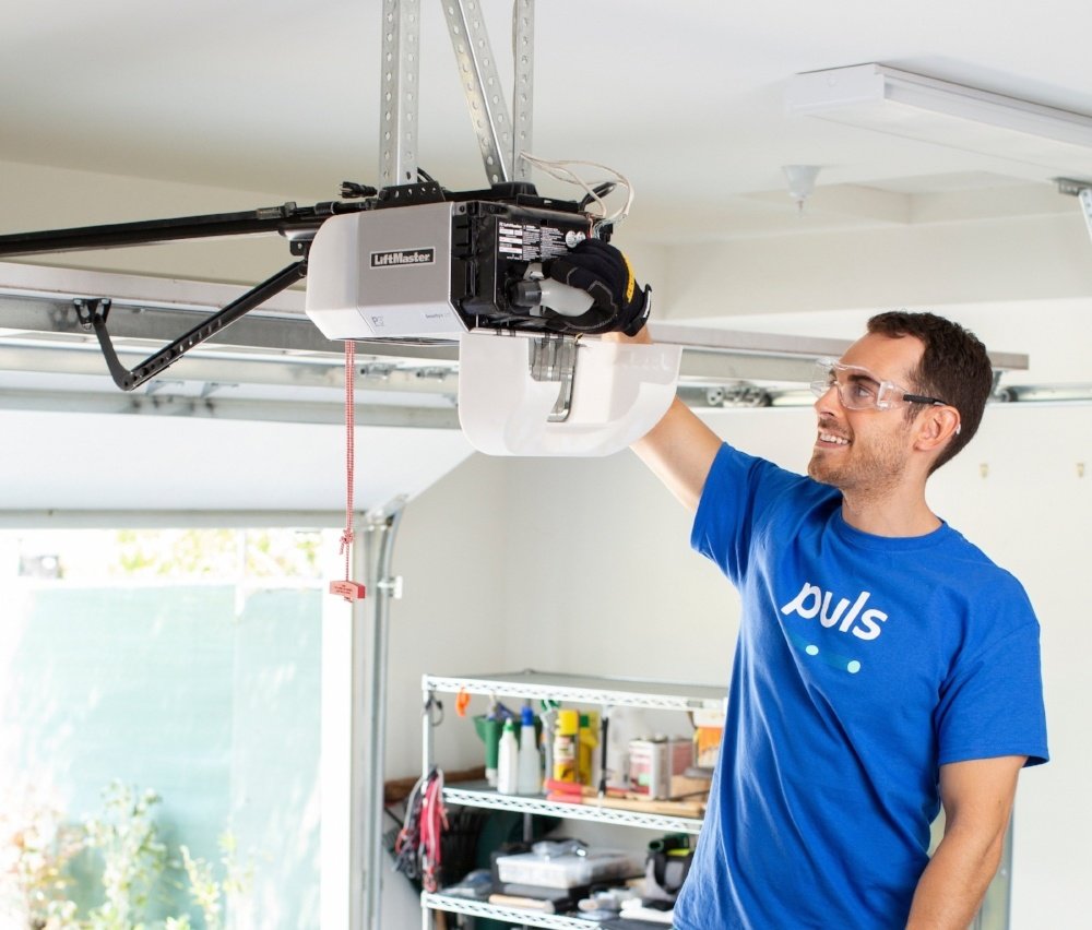 Garage Door Troubleshooting Tips: Checking the Power