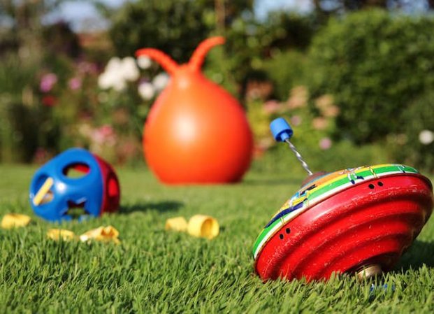 20 Things You Should Never Leave Out in the Yard