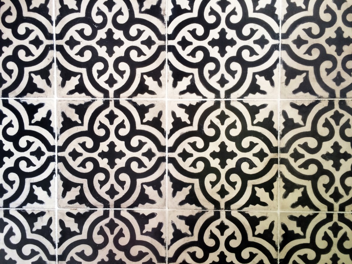 Install Cement Tile Floors with Light Color Grout
