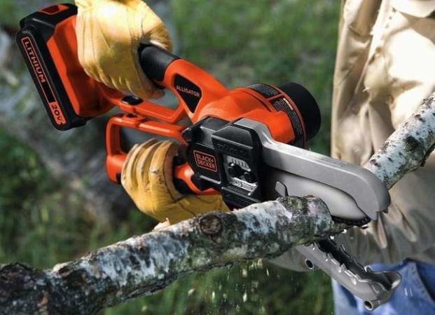 Grime Fighters: 10 Heavy-Duty Tools for Deep Cleaning