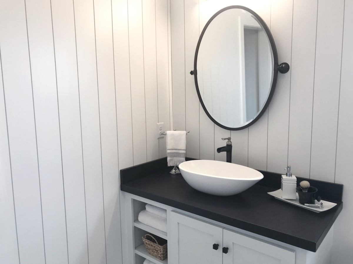 Shiplap vs. Tongue and Groove: Which Wall Paneling is Right for Your Project?