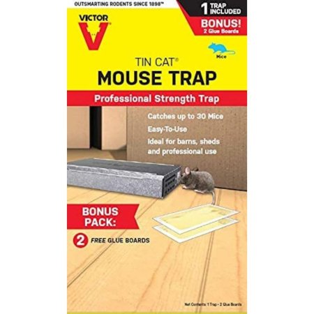  Pack of Victor Tin Cat Mouse Trap on a white background