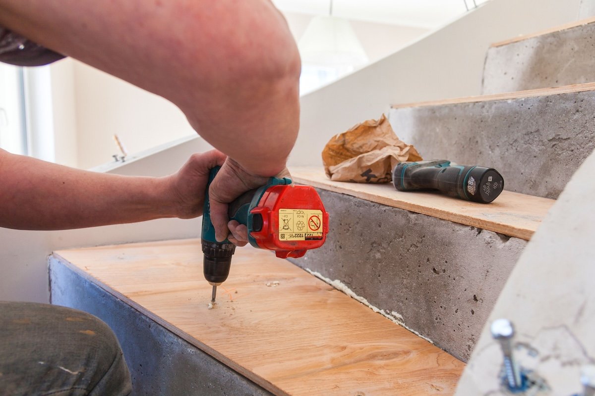 5 Ways to Fix Stairs That Squeak