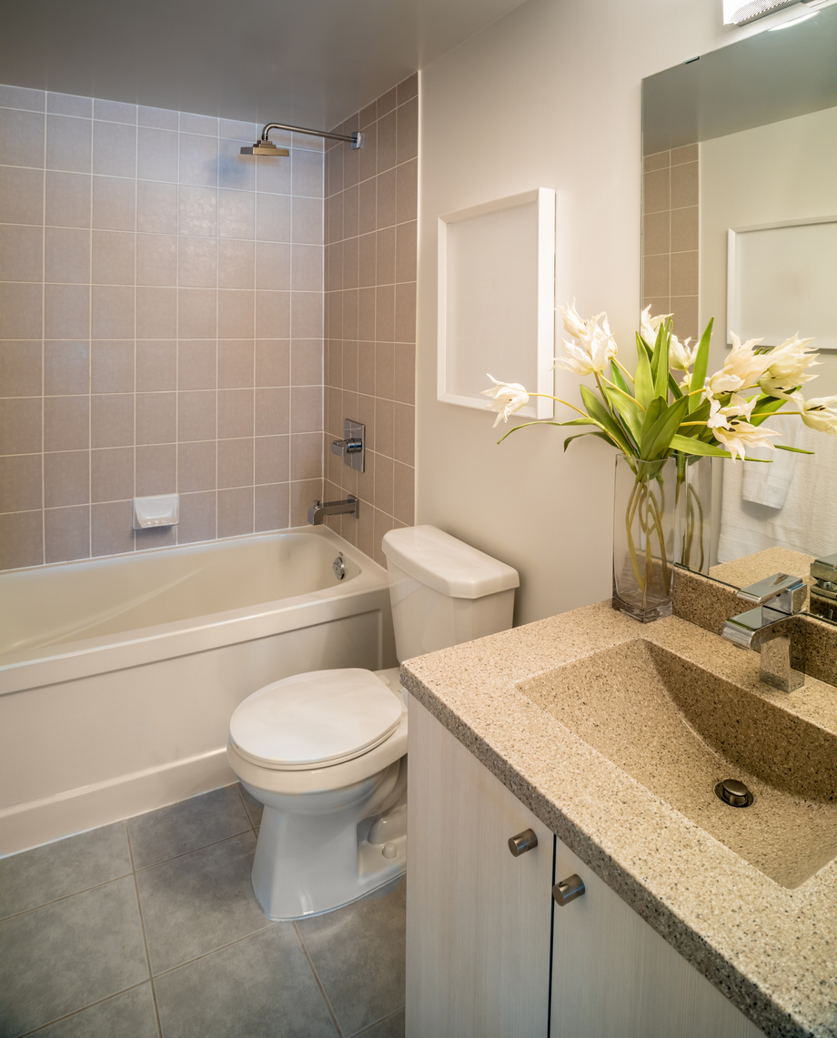 Finding the Right Bathtub Size for Your Bathroom