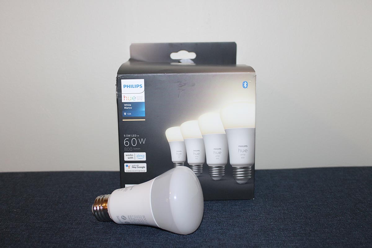 Philips Hue Smart Bulb Light Bulb with Box