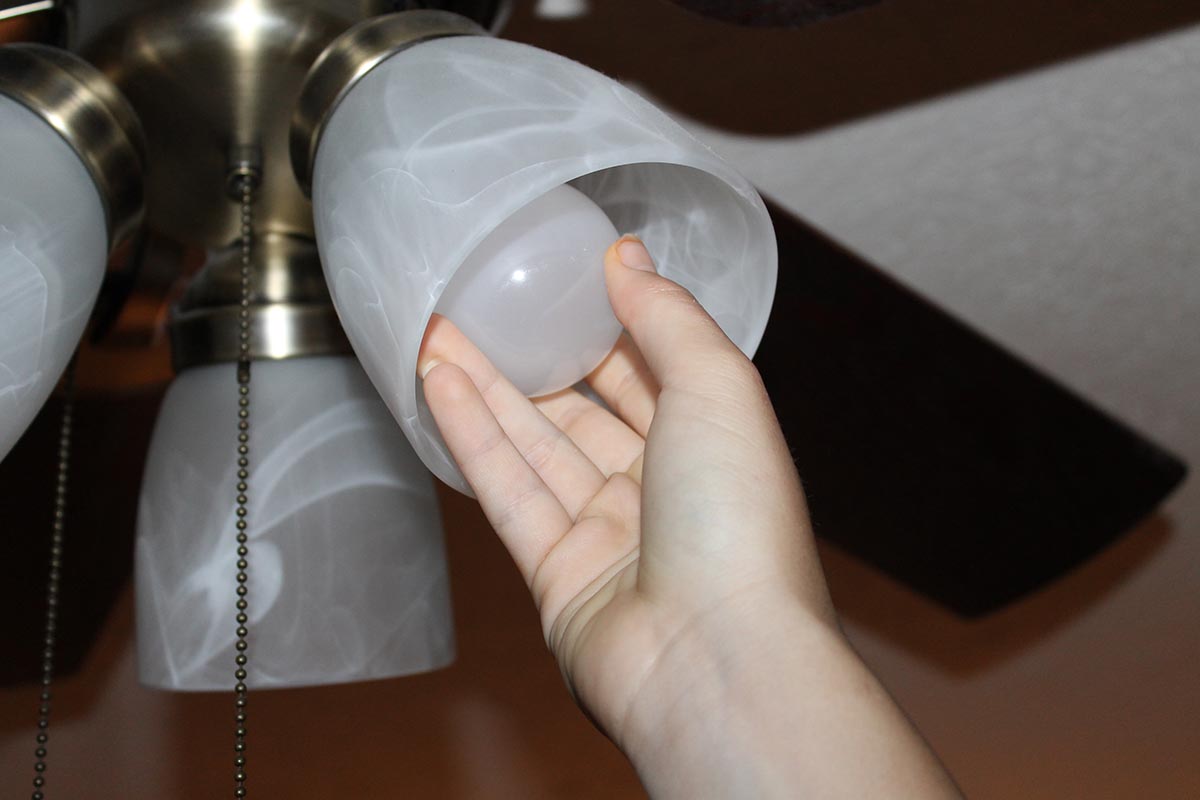Sylvania Light Bulb installation