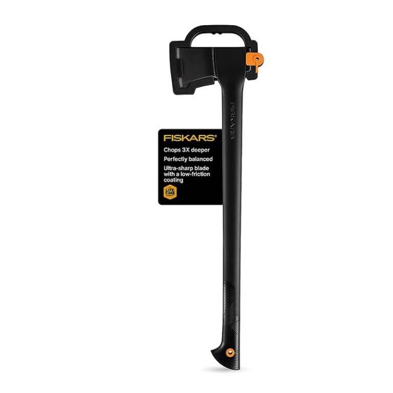  The Best Axe Option: Fiskars 28-Inch Chopping Axe