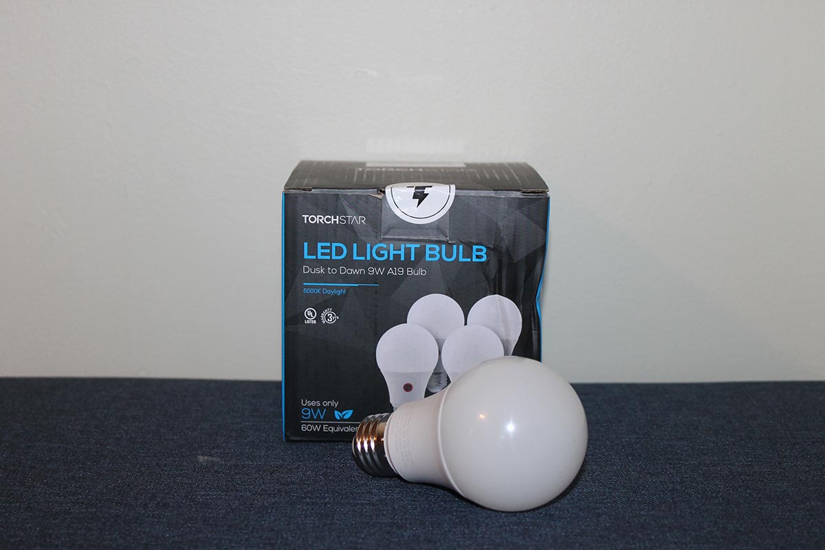 TorchStar Dusk to Dawn Light Bulb