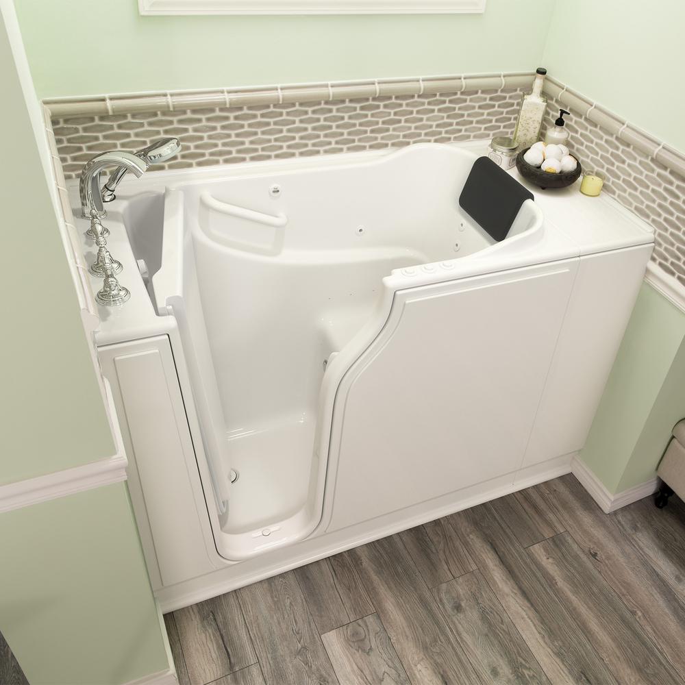The Average Bathtub Size for a Walk-in Tub