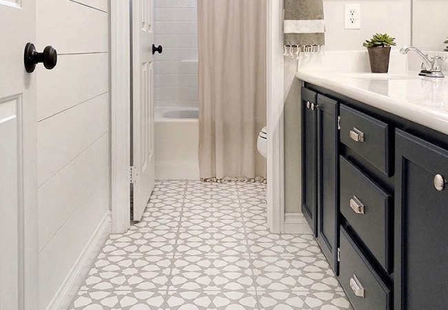 10 Bathroom Improvements That Only Took Paint