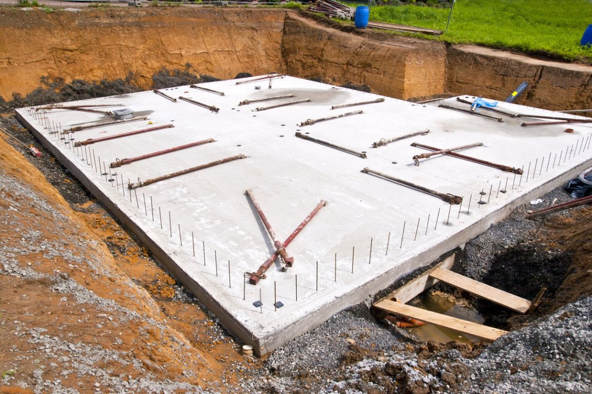 Slab vs. Crawl Space: 7 Big Differences Between the Foundation Options