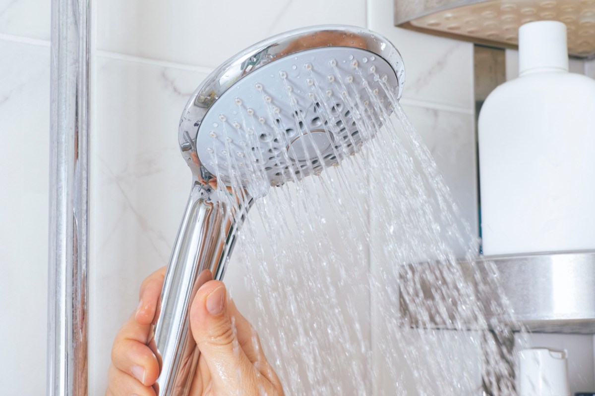 6 Reasons to Upgrade to a Smart Shower