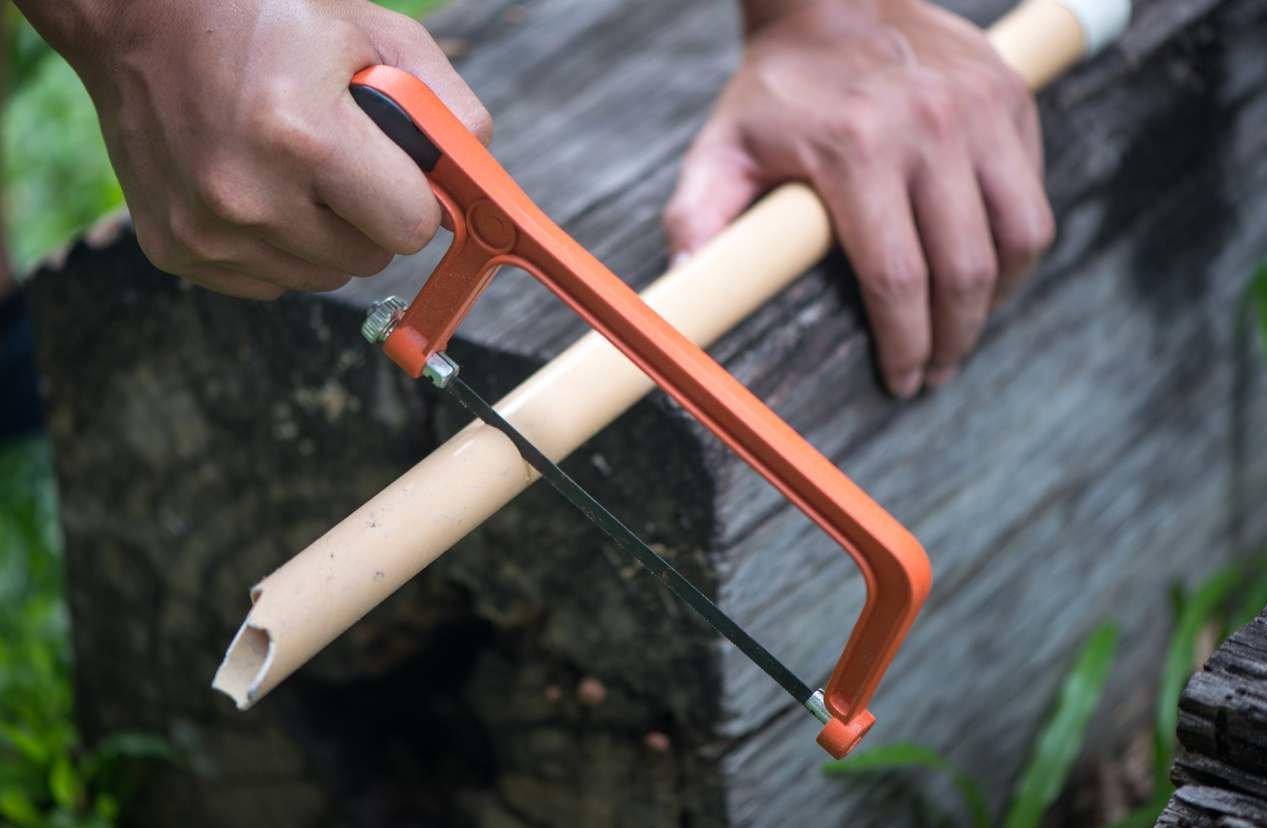 How to Cut a PVC Pipe Using a Handsaw