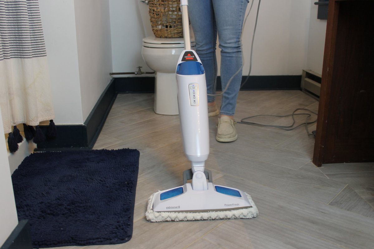 Bissell-PowerFresh-Scrubbing-Sanitizing-Steam-Mop