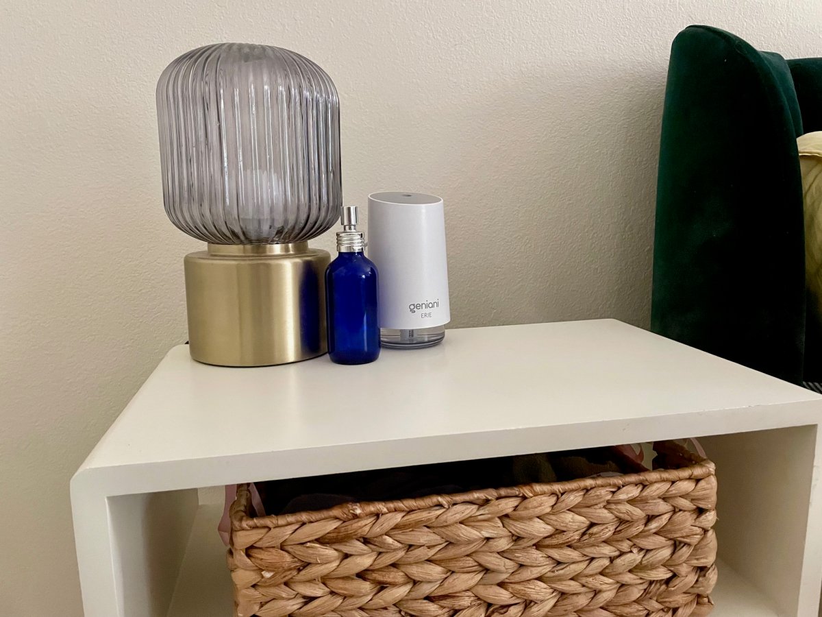 Geniani Erie Small Cool-Mist Humidifier in use