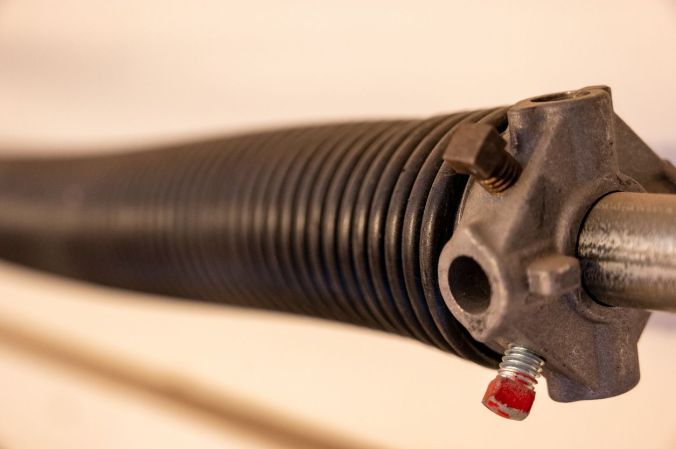 5 Things to Know Before You Replace a Garage Door Spring