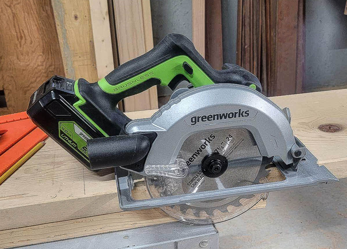 The Best Circular Saw Option Greenworks-2