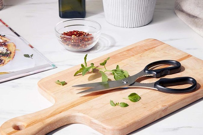 The Best Kitchen Knives for Everyday Cooking