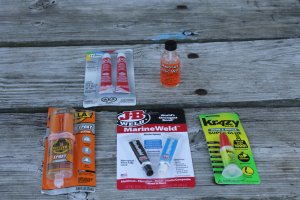 Best Plastic Glue close-up