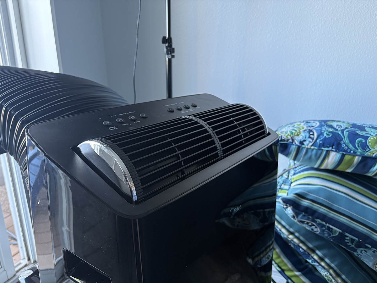 Midea portable AC02