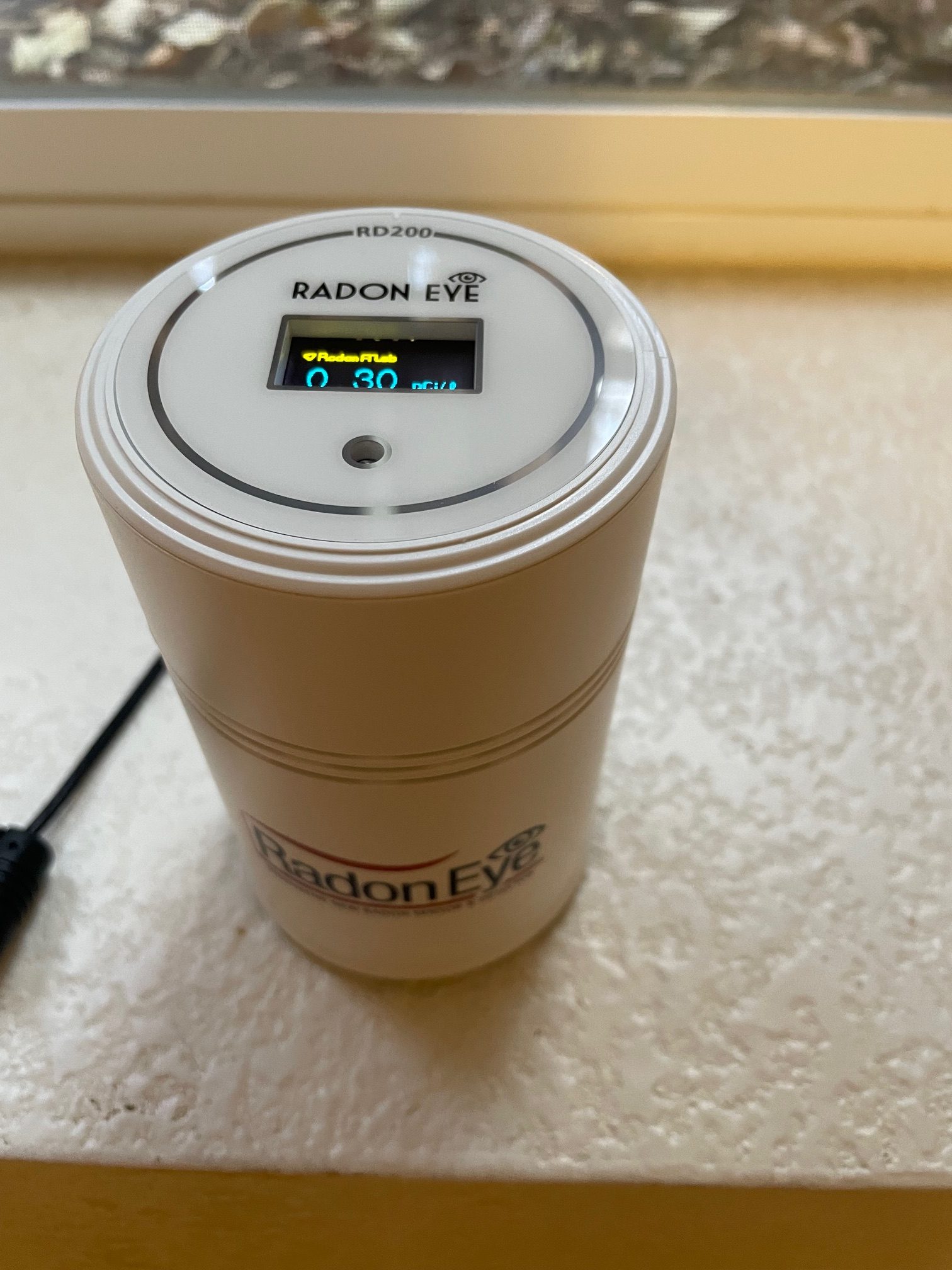 RadonEye radon test kit during testing