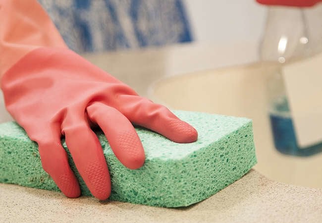 11 Mistakes You’re Making With Your Kitchen Sponge