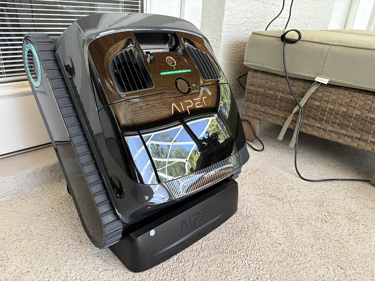 Aiper robot pool cleaner_01